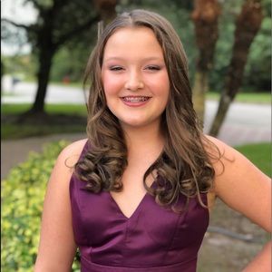 Meet your Posher, Kira